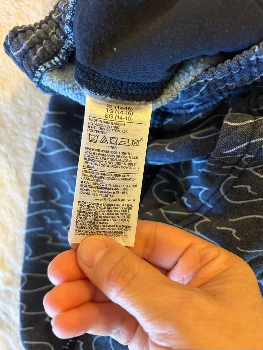 Old Navy Navy Wave-Print Knit Shorts with White Drawstring